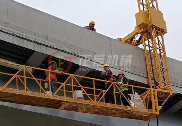 河池東樂(lè)高速橋排水管安裝